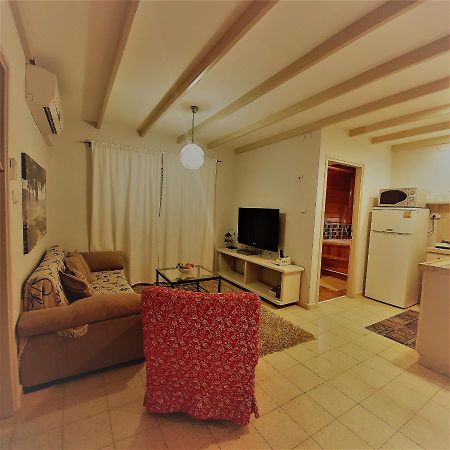 בחצר של טובה Appartement Hazon Buitenkant foto